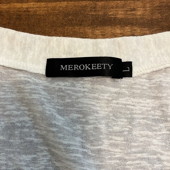 White cardigan - Picture 2 of 6